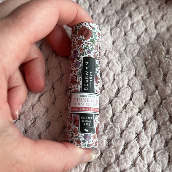 BNIB Beekman 1802 (lip balm & eye serum) - Picture 4 of 9